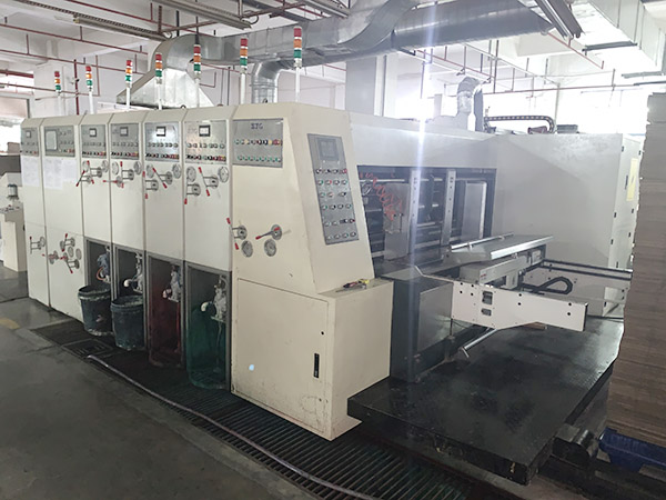 全自動（dòng）進口SJG四色印刷圓模一體機