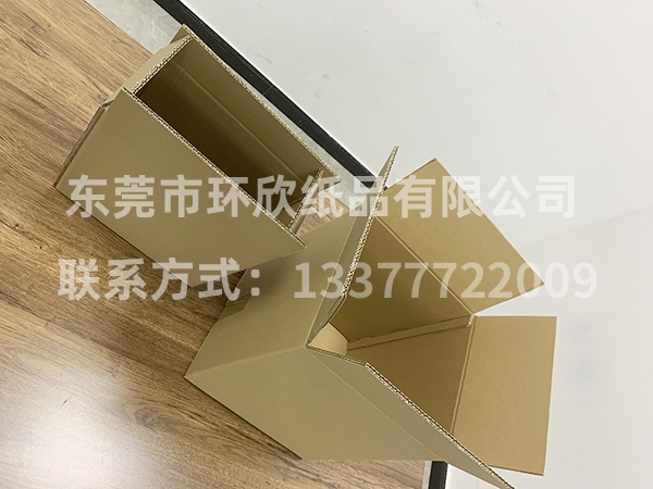 內外普（pǔ）通箱